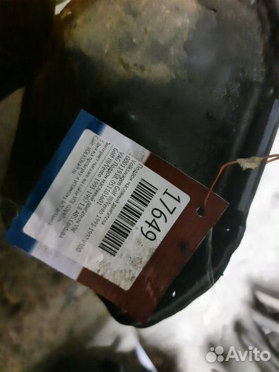 Поддон масляный двигателя Volkswagen Golf