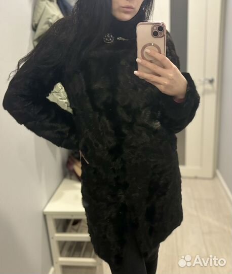 Продам шубу,хорошее состояние. Размер xs