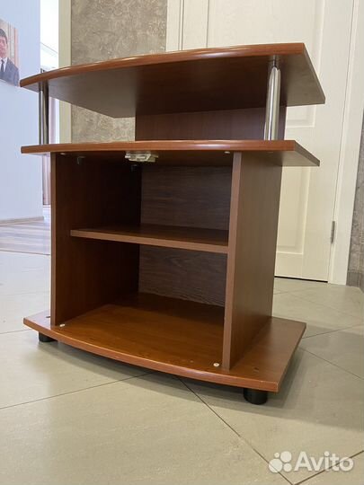 Тумба под телевизор