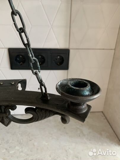 Старинный настенный подсвечник