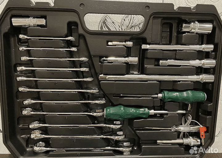 Набор инструментов 121 предмет