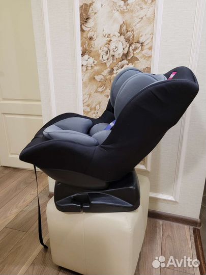 Новое детское автокресло 0-4 г, 0-18 кг