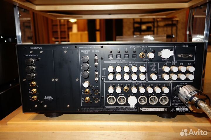 Accuphase AV control center VX-700