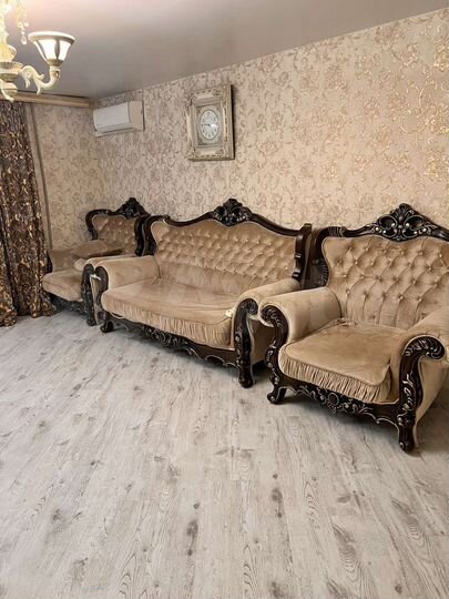 2-к. квартира, 52 м², 1/9 эт.