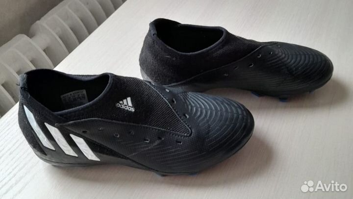 Футбольный буцы размер 35 Adidas