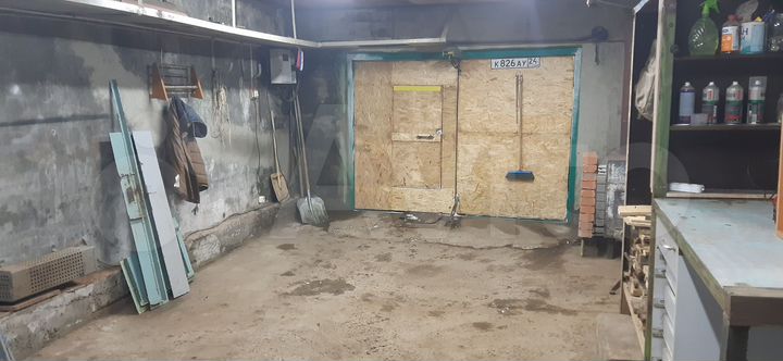 Гараж, > 30 м²