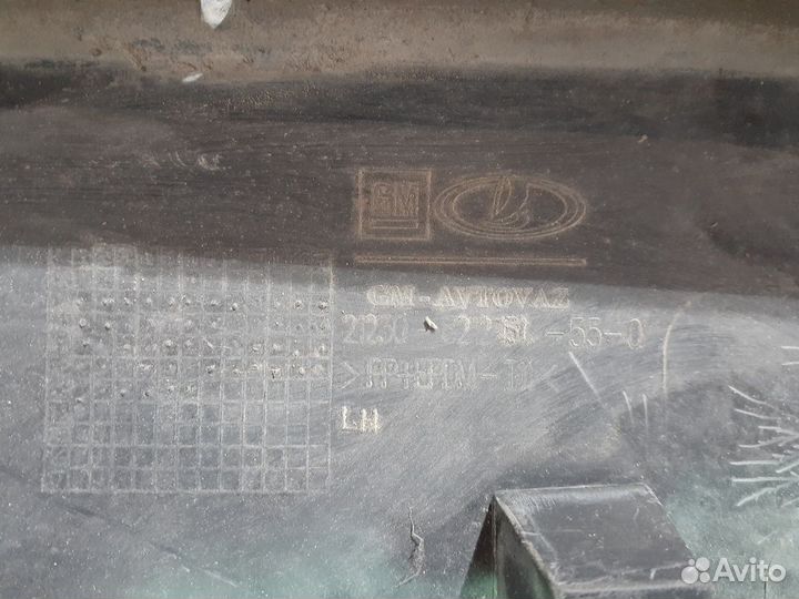 Нива шевроле молдинг двери задней левой