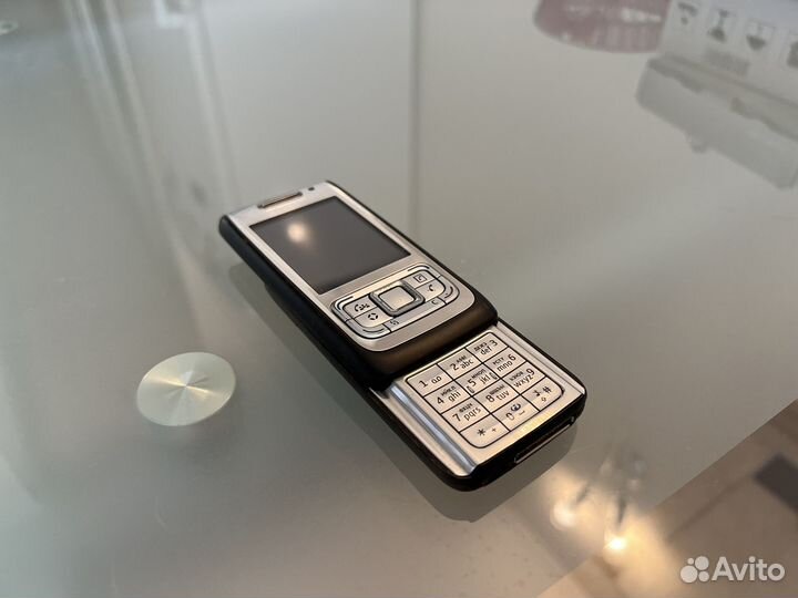 Nokia E65
