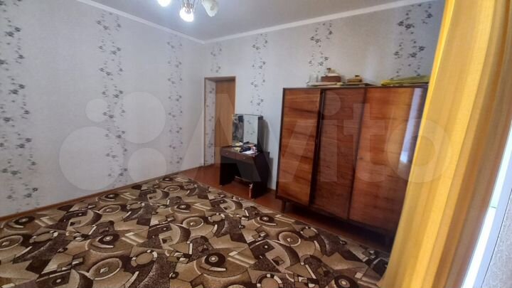 3-к. квартира, 68 м², 2/2 эт.