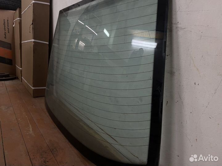 Заднее стекло bmw e34