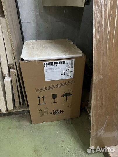 Новый Встроенный морозильник liebherr