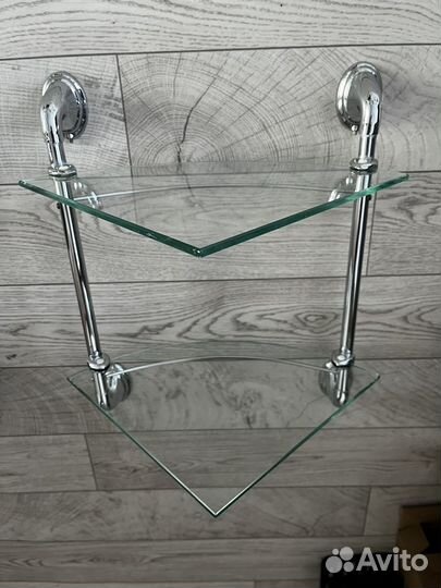 Угловая полка для ванной