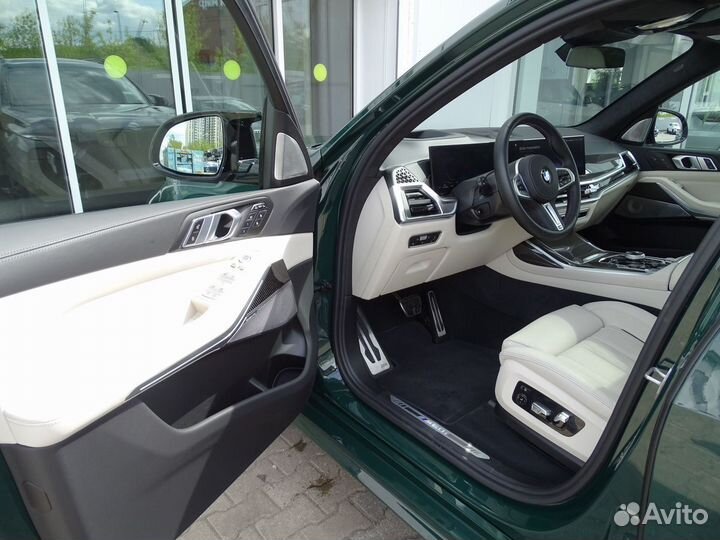 BMW X7 4.4 AT, 2023, 19 822 км