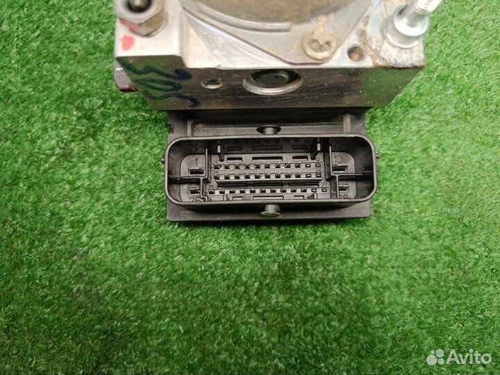 Блок ABS Renault Duster F4RB403 2012