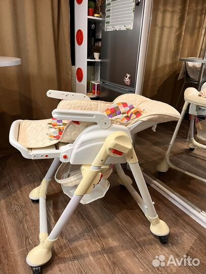 Стульчик для кормления с шезлонгом