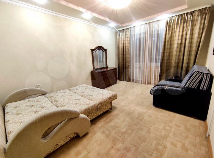 2-к. квартира, 61 м², 5/5 эт.