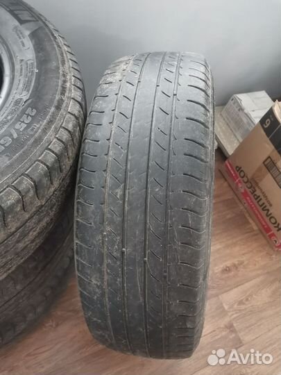 Michelin Latitude Tour HP 225/65 R17