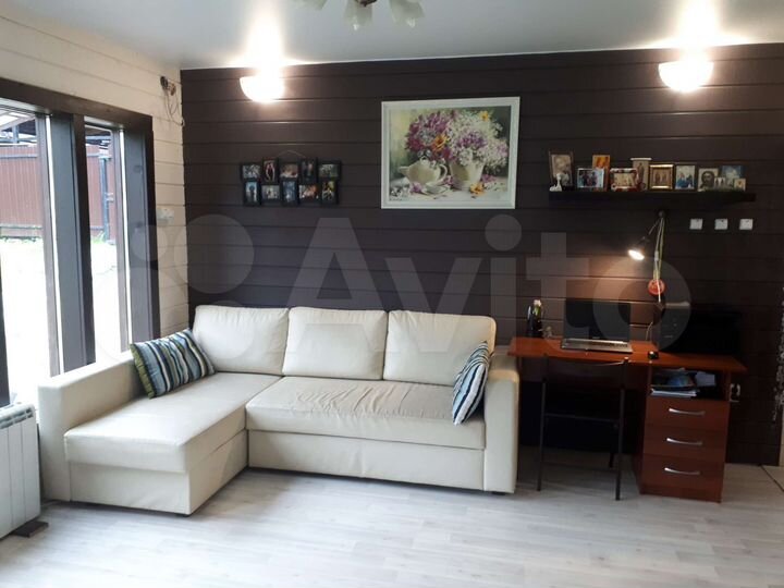 Коттедж 110 м² на участке 8 сот.