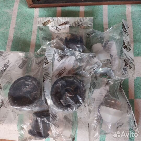 Комплект для ремонта передних рычагов Mazda CX-5