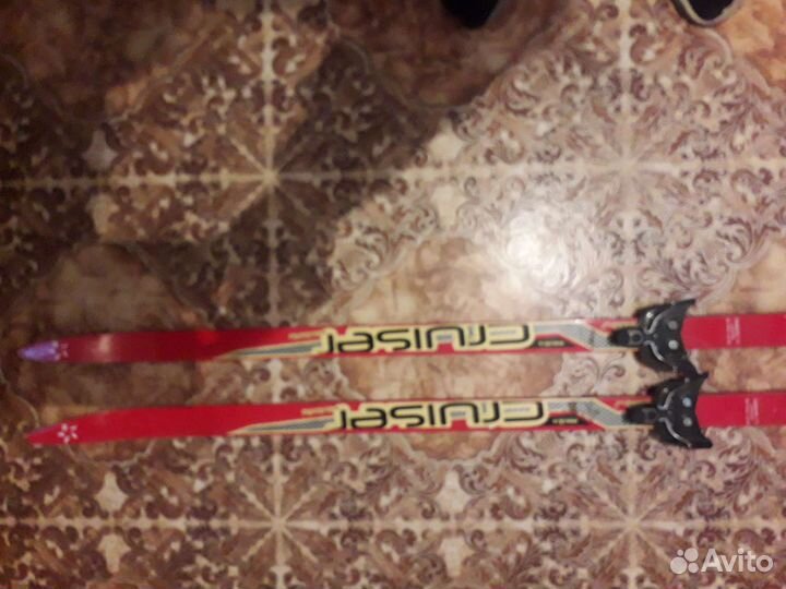 Беговые лыжи