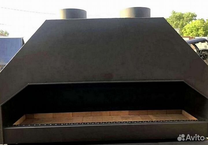 Мангал с огнеупорным кирпичом