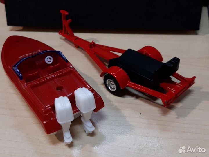 Прицеп с катером Rescue