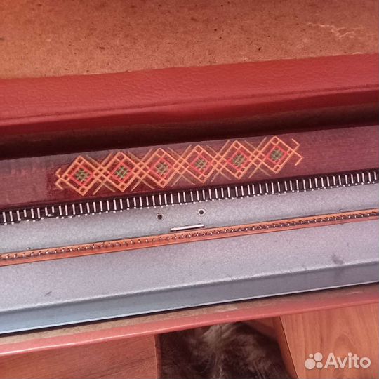 Вязальная машинка Чернивчанка