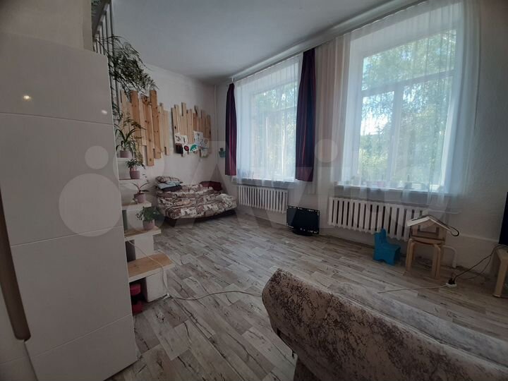 Офис 125 м² с высокими потолками 4м