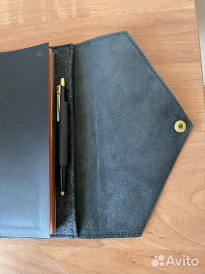 Блокнот в натуральной коже и ручка