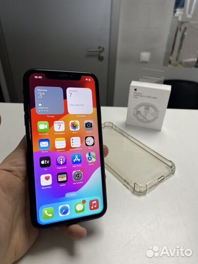 iPhone Xr, 64 ГБ
