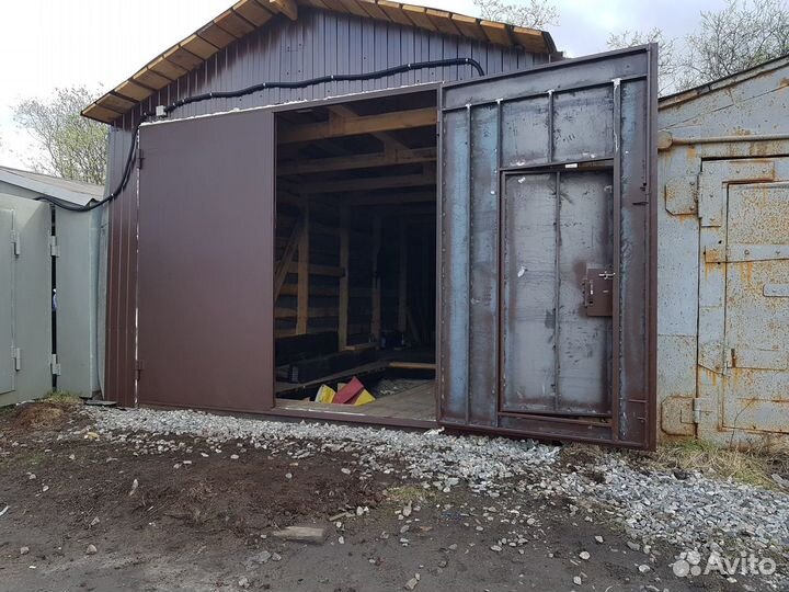 Ворота метал, распашные,калитка 70 см, замок+засов