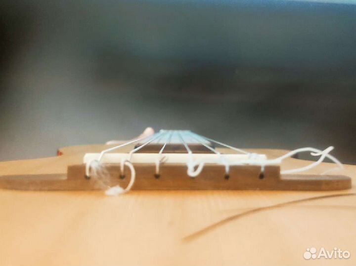 Гиталеле, читайте описание