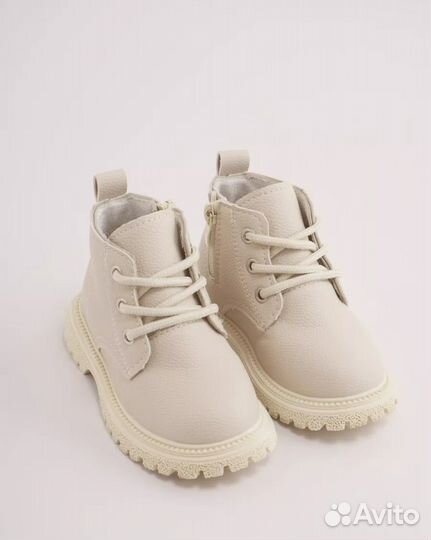 Ботинки демисезонные 22