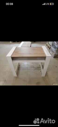 Стол маникюрный