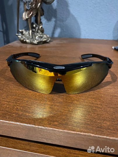 Очки солнцезащитные, спортивные