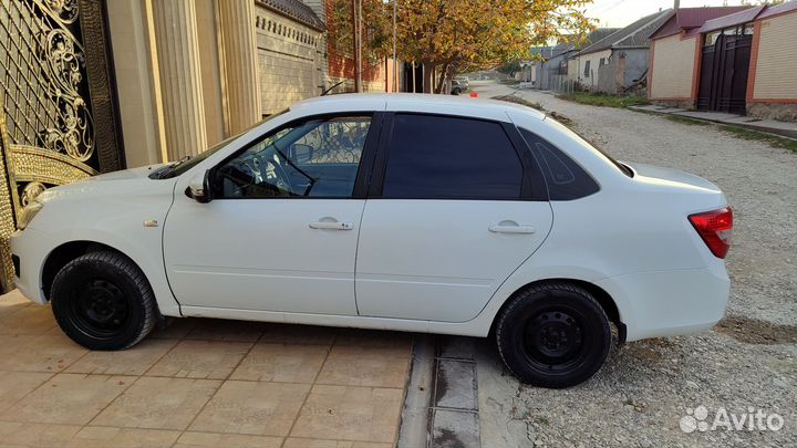 LADA Granta 1.6 МТ, 2015, 169 000 км