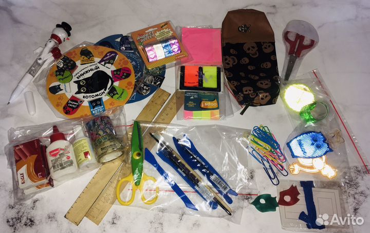 Набор школьной канцелярии:более 30 наименований