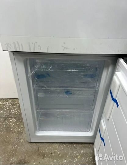 Холодильник Aceline (144 см) / ТЦ