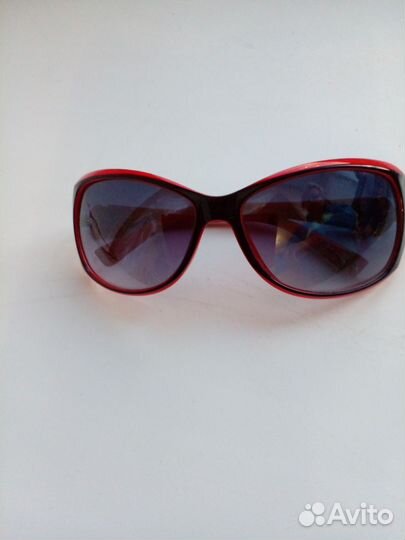 Солнцезащитные очки