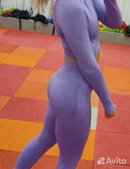 Спортивный костюм женский