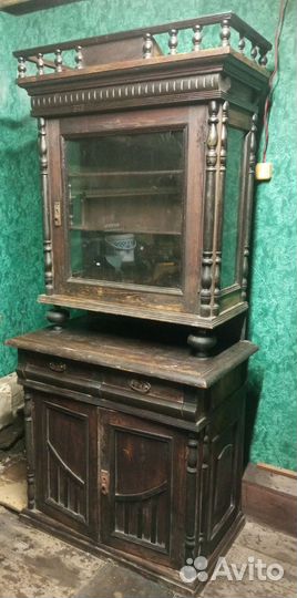 Старинный буфет