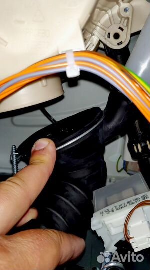 Ремонт стиральных машин Ремонт холодильников