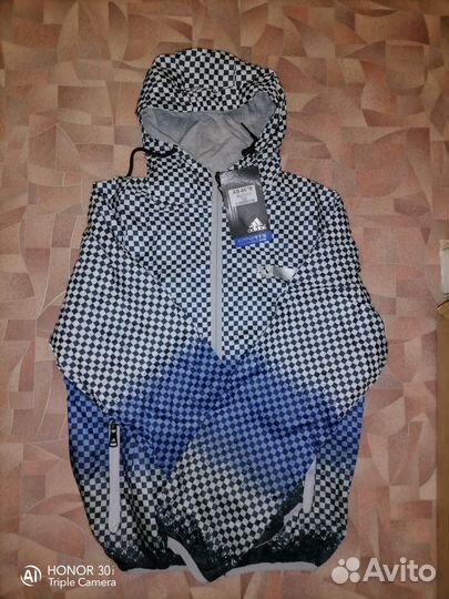 Спортивный костюм для подростка