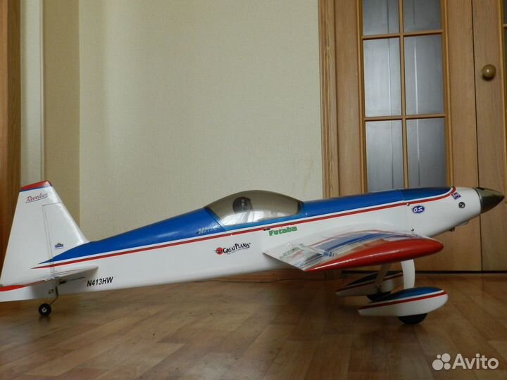 Радиоуправляемая модель самолета