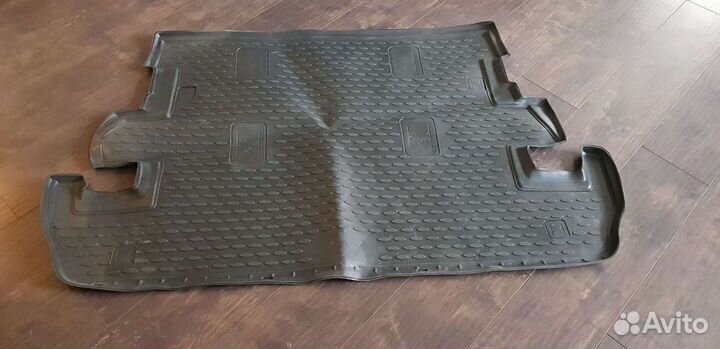 Коврик багажник toyota lc 200