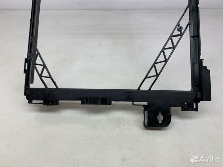 Передняя панель Geely Monjaro KX11