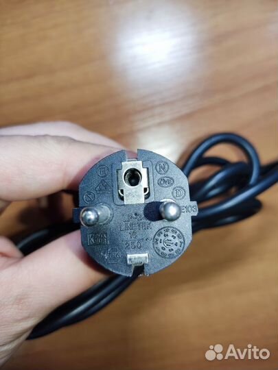 Кабель для блоков питания