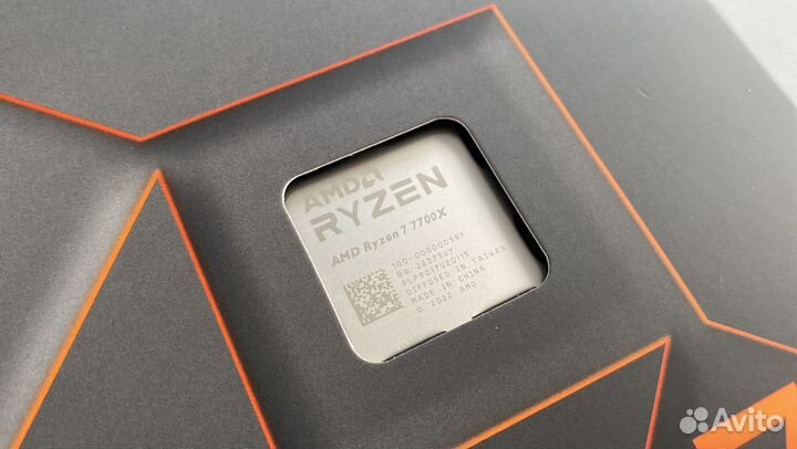 Новый процессор Ryzen 7 7700X BOX