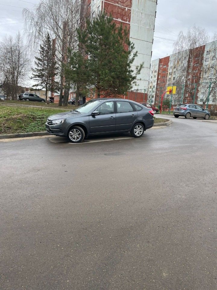 ВАЗ (LADA) Granta: фото владельца