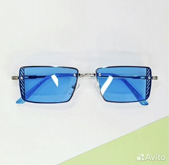 Солнцезащитные очки